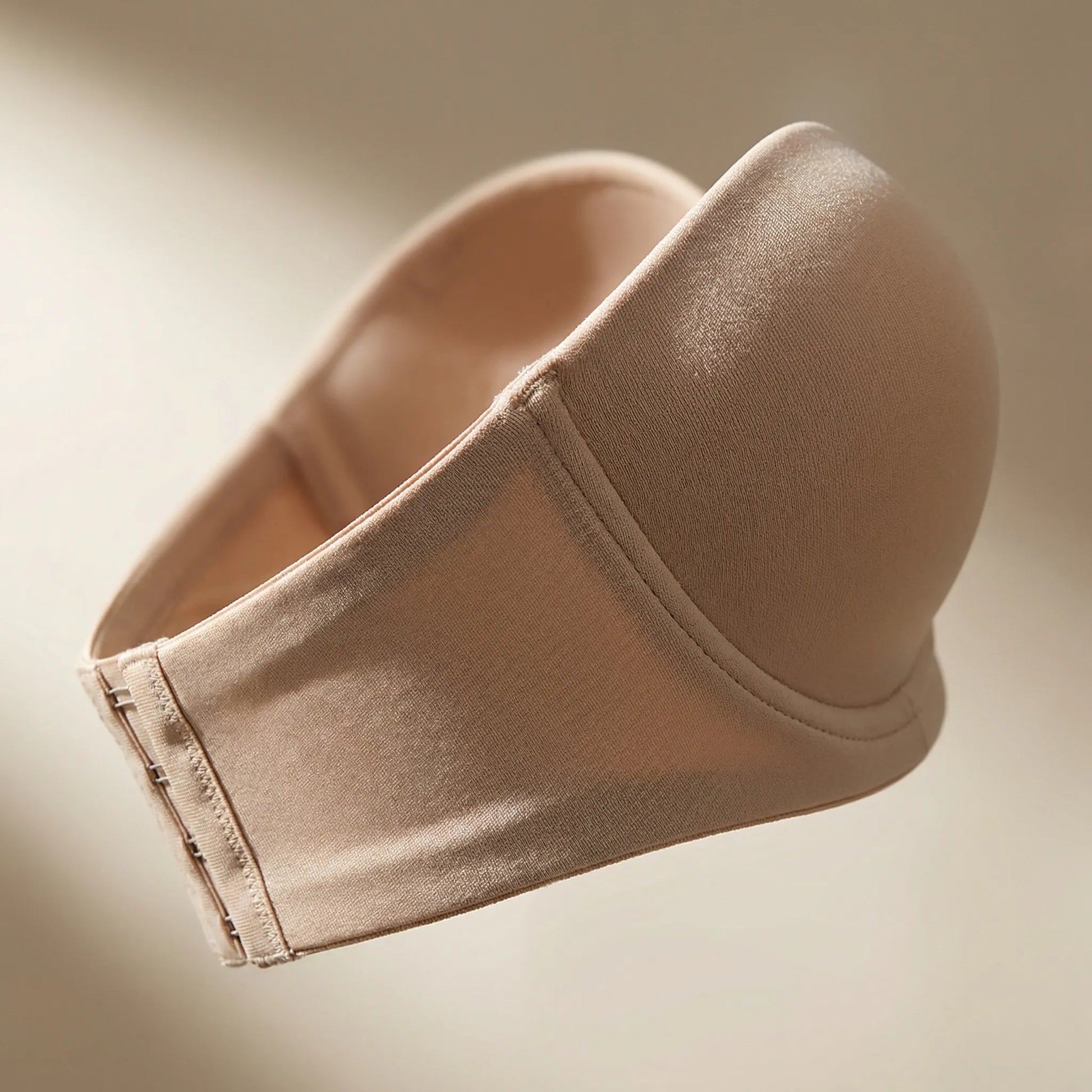Bandeva | Strapless Padded Plus Size Bra