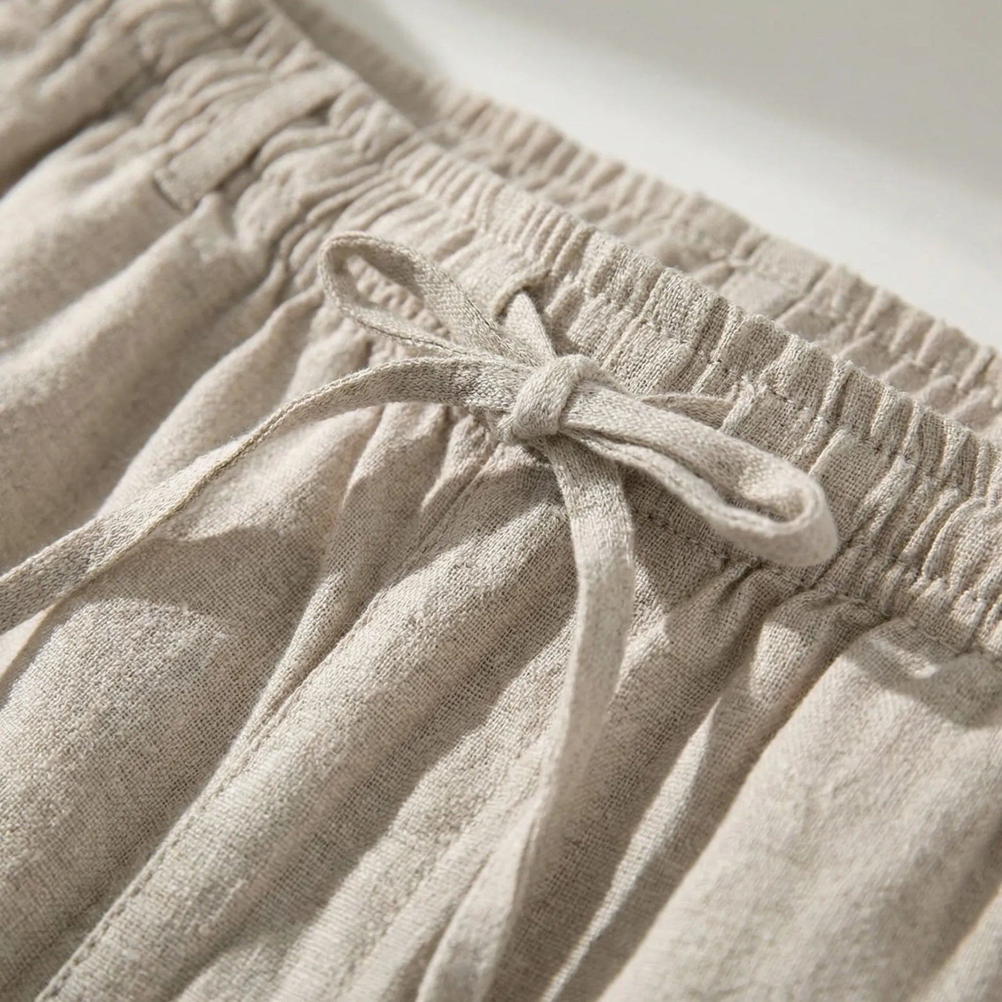 Brevalo - Relaxed Fit Drawstring Waist Shorts