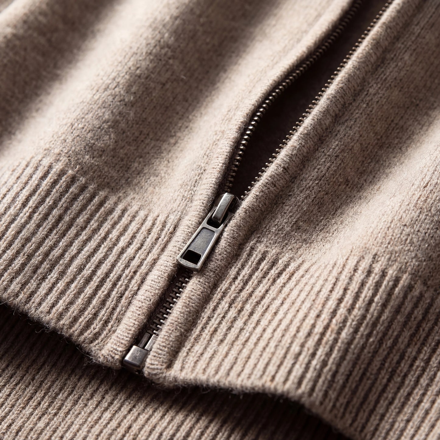 Clarevon - Zip-Up Polo Collar Knit Cardigan