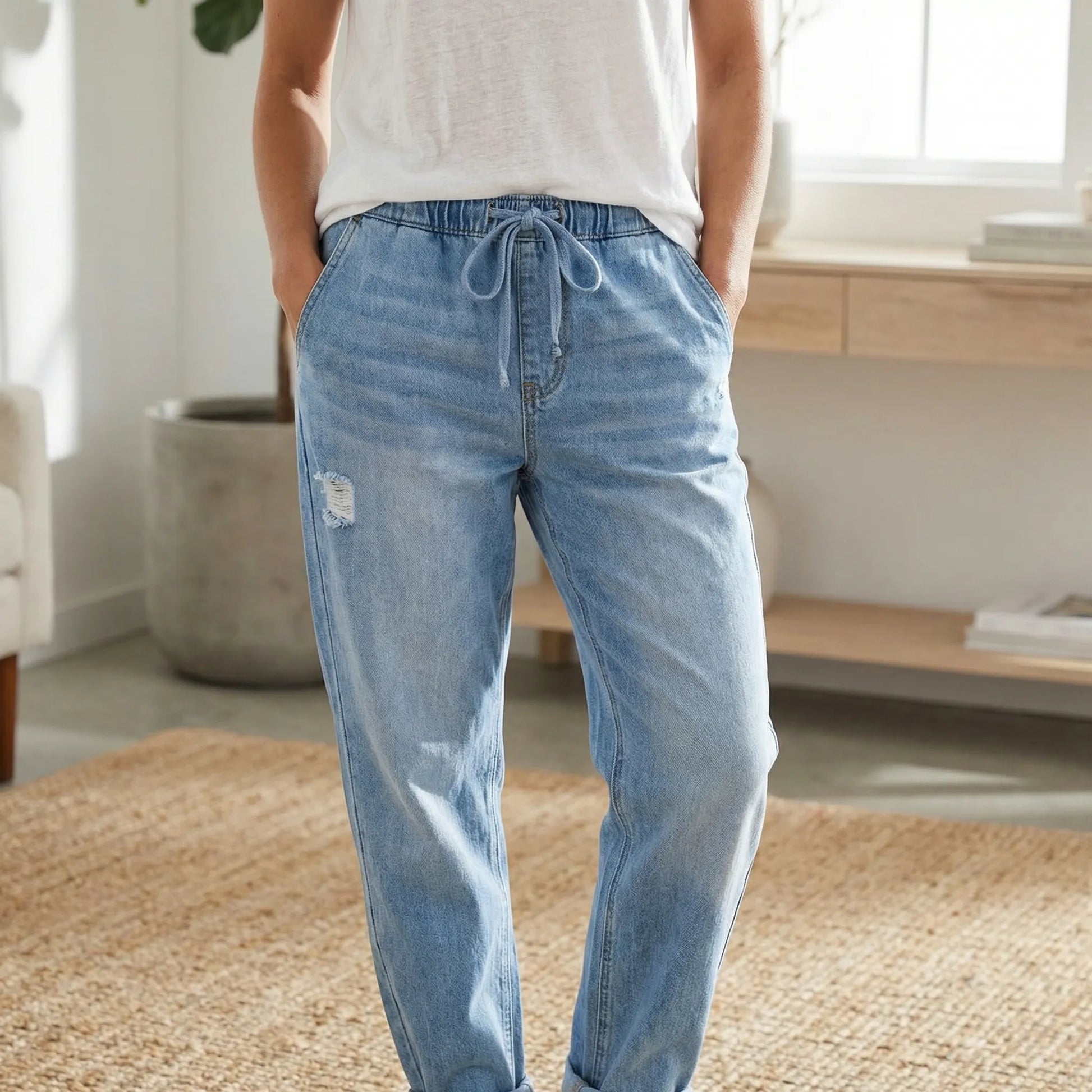 Driftlyn | Relaxed Fit Distressed Jeans