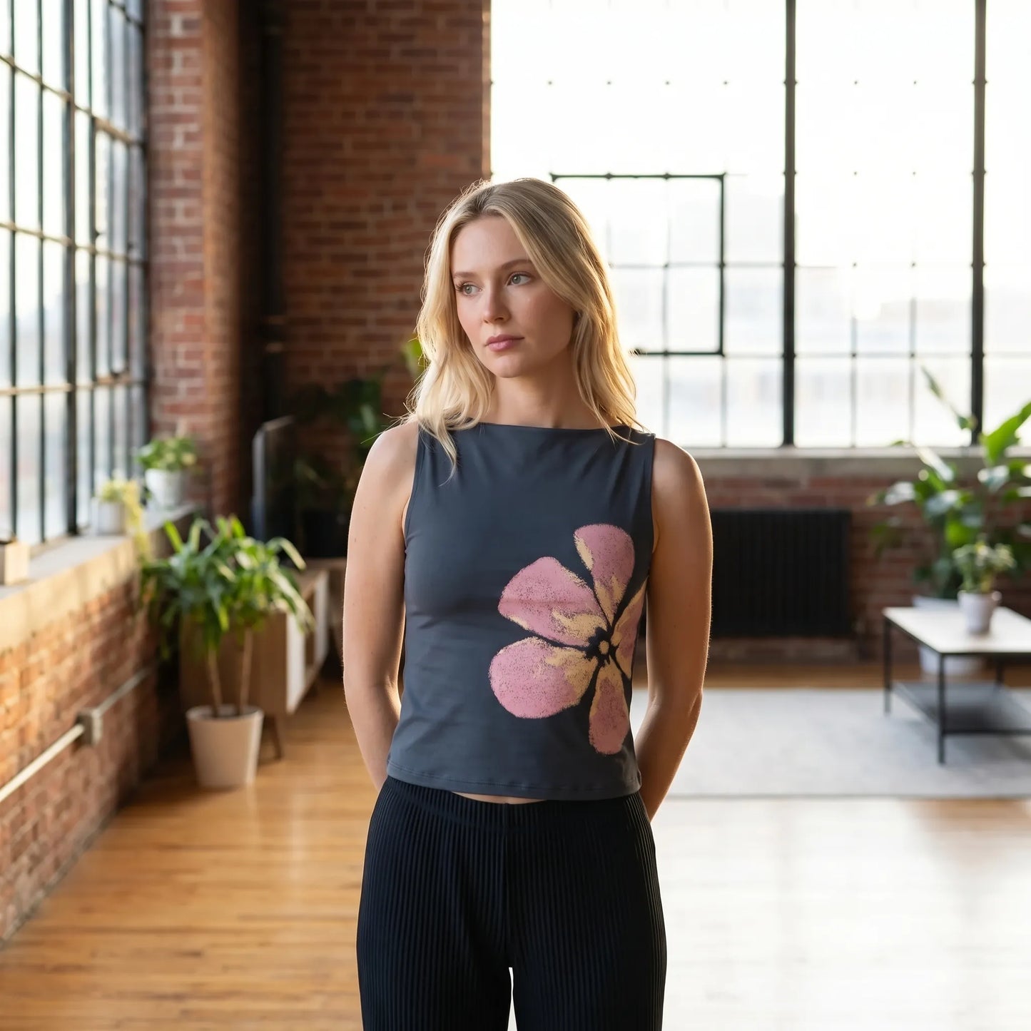 Floravia | Floral Print Asymmetric Crop Tank