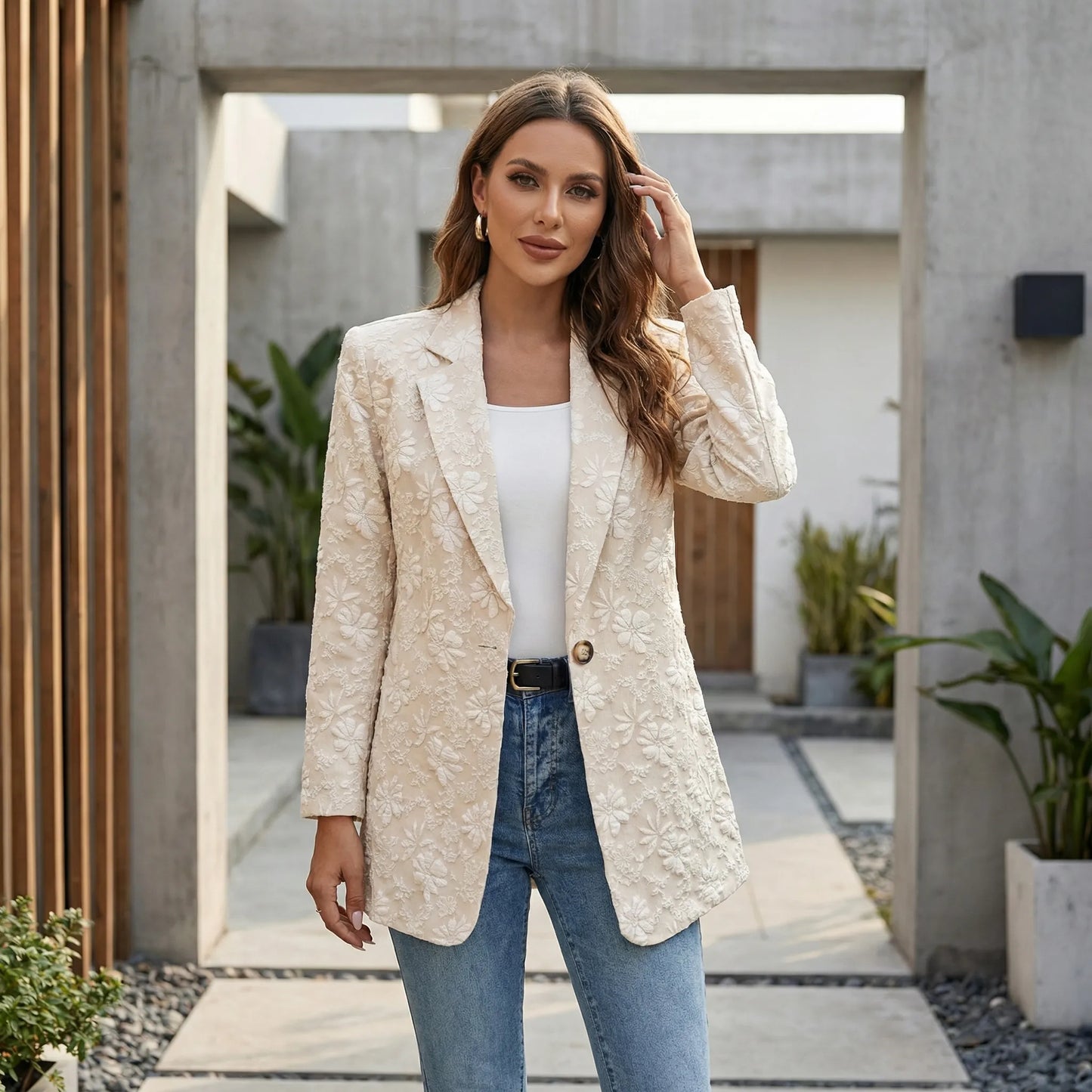 Floriqué | Floral Jacquard Long Sleeve Blazer