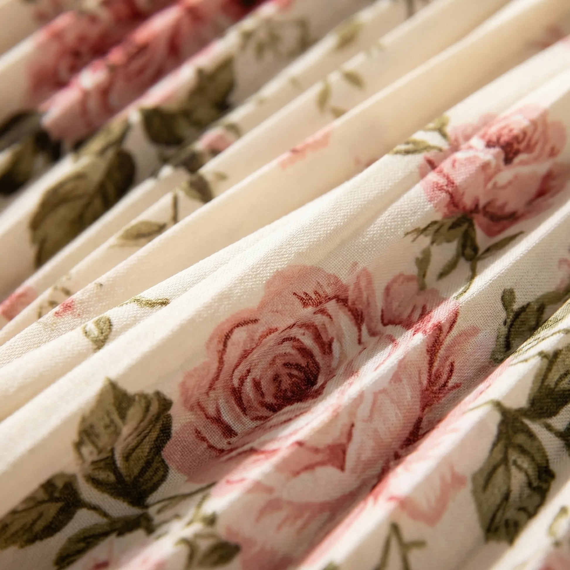Florvelle - Floral Print Pleated Maxi Dress
