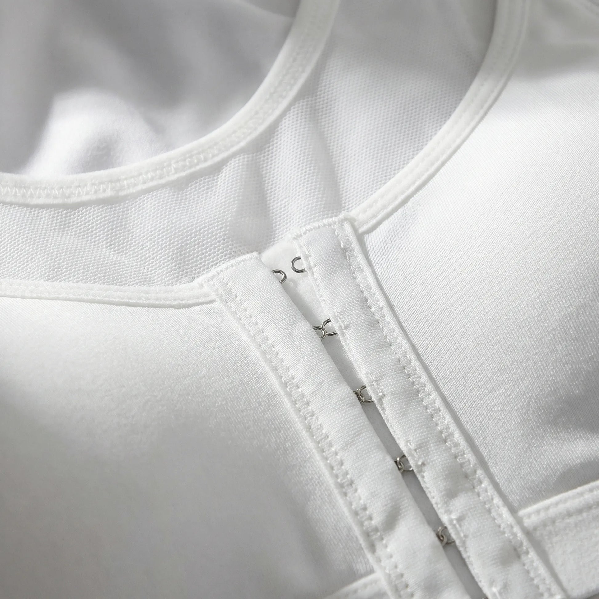 Frontelle | Wire-Free Front-Closure Bralette Vest