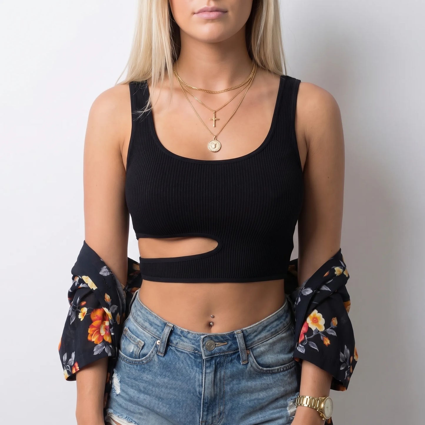 Halvera | Slim Fit Halter Neck Crop Top