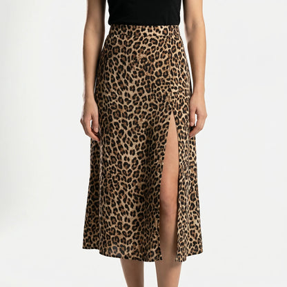 Leoprella | Knee-Length A-Line Leopard Print Skirt