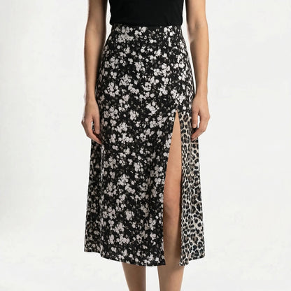 Leoprella | Knee-Length A-Line Leopard Print Skirt
