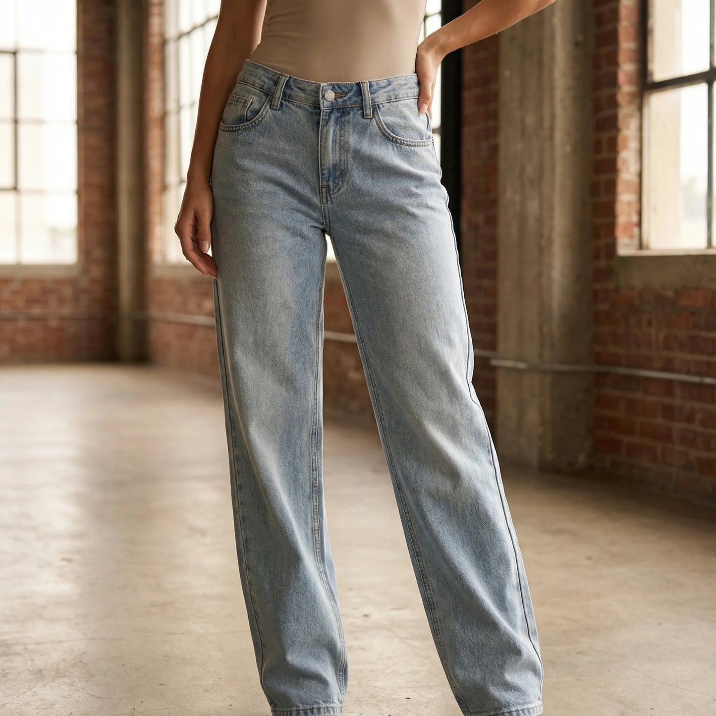 Lowright | Low-Rise Wide-Leg Denim Jeans