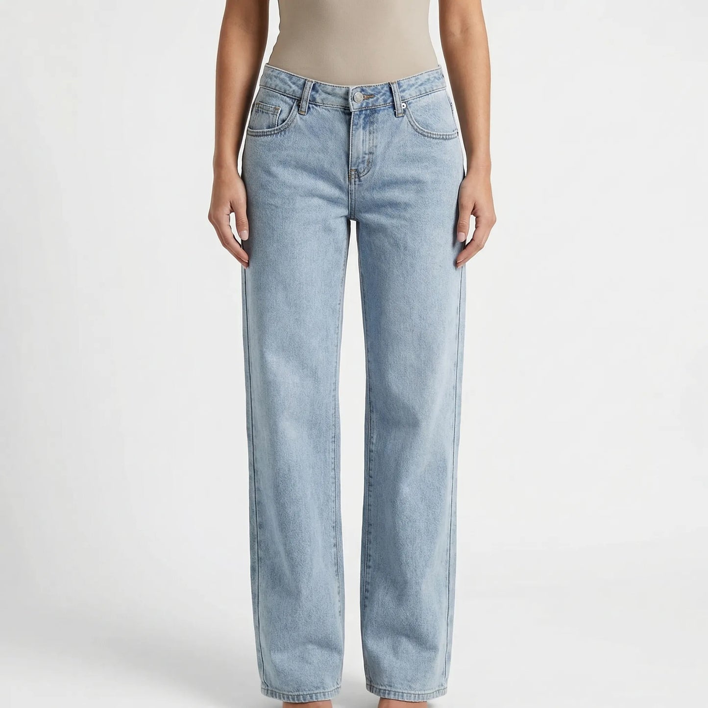 Lowright | Low-Rise Wide-Leg Denim Jeans