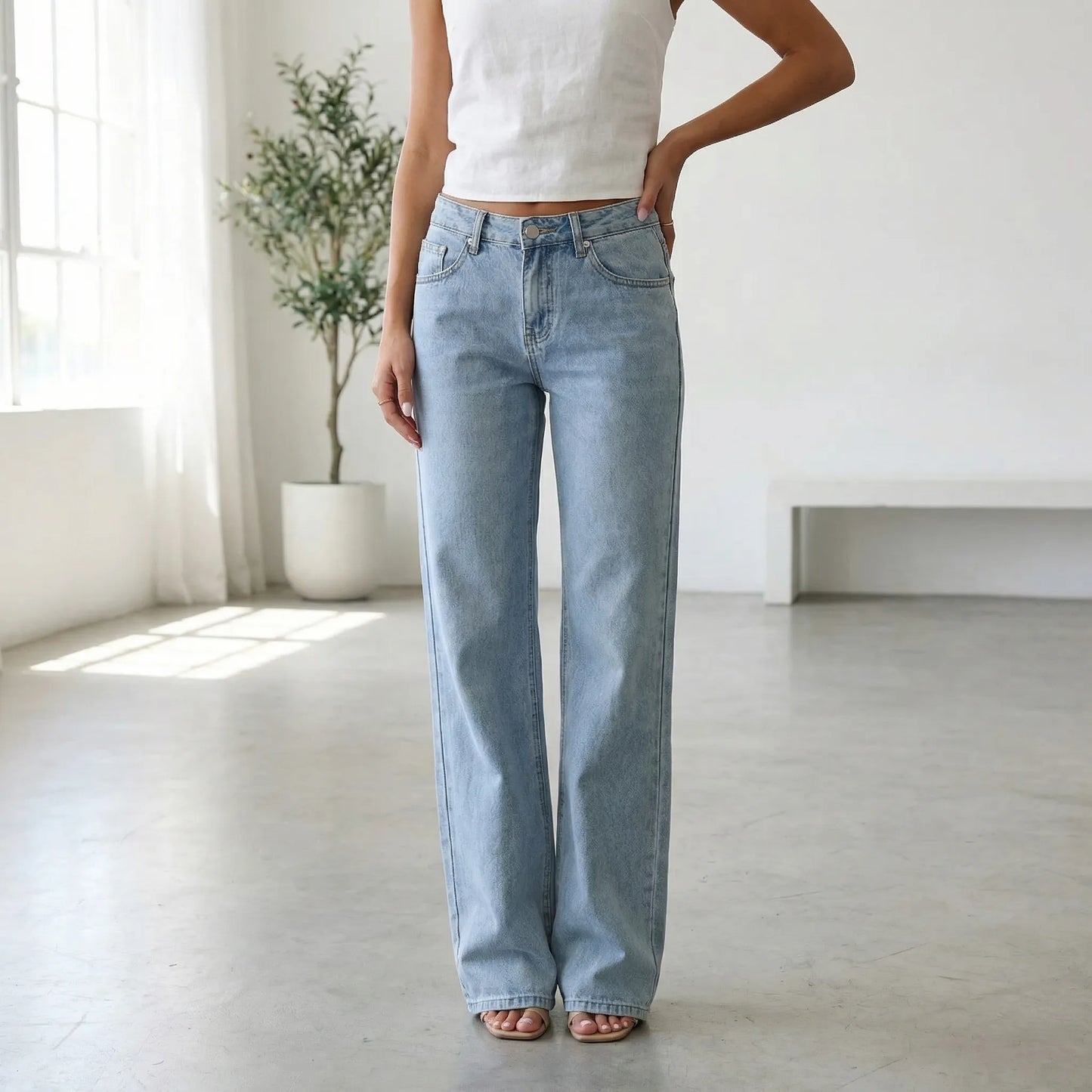 Lowright | Low-Rise Wide-Leg Denim Jeans