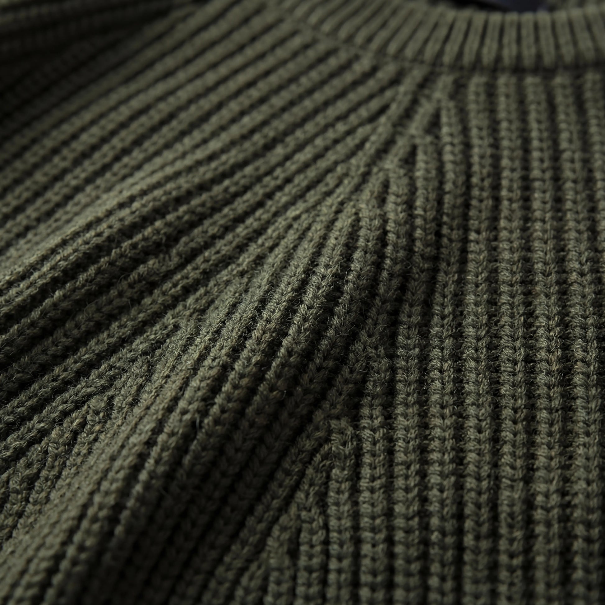 Ragnolux - Ribbed Knit Raglan Sleeve Sweater