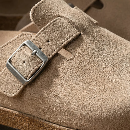 Slogven - Closed-Toe Slip-On Clog