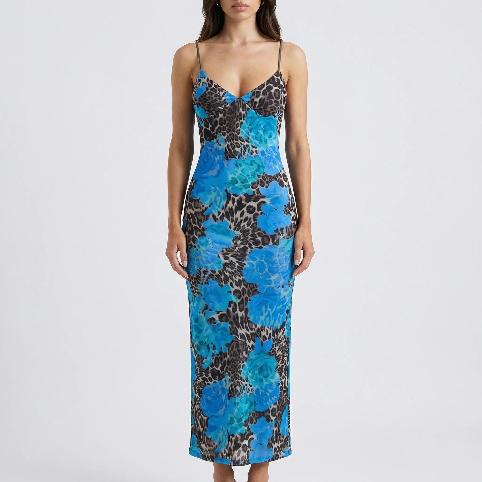 Velourxa - Slim Fit V-Neck Maxi Slip Dress