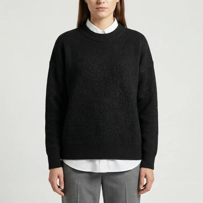Veluria - Classic Crew Neck Pullover Sweater