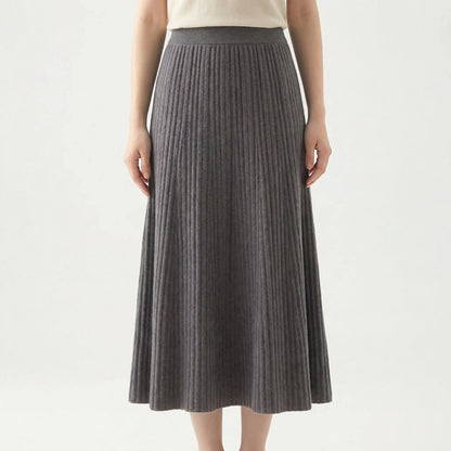 Wintovél | Ankle-Length Pleated Knitted Skirt
